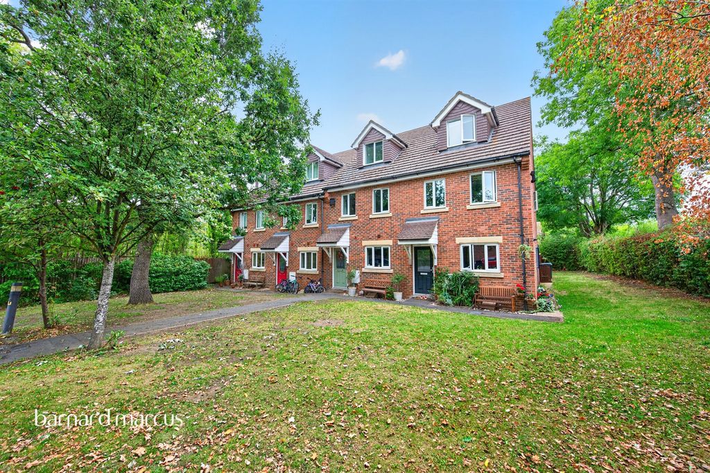 Property photo 1 of 20