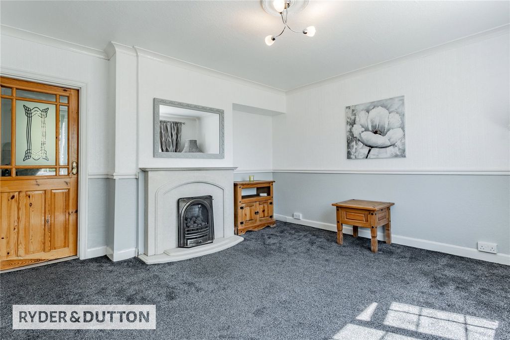 Property photo 2 of 19 Picture No. 11