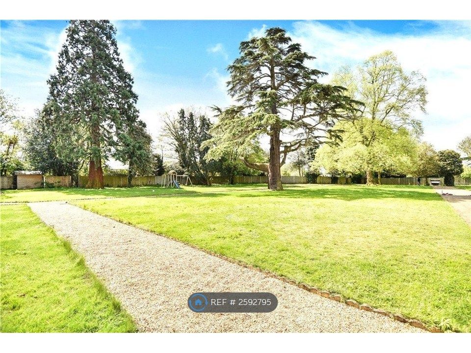 Property photo 2 of 30
