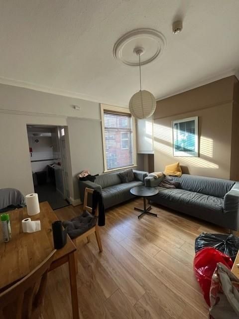 Property photo 1 of 12 Bright, Modern Living Room With Two Grey Sofas Arr...