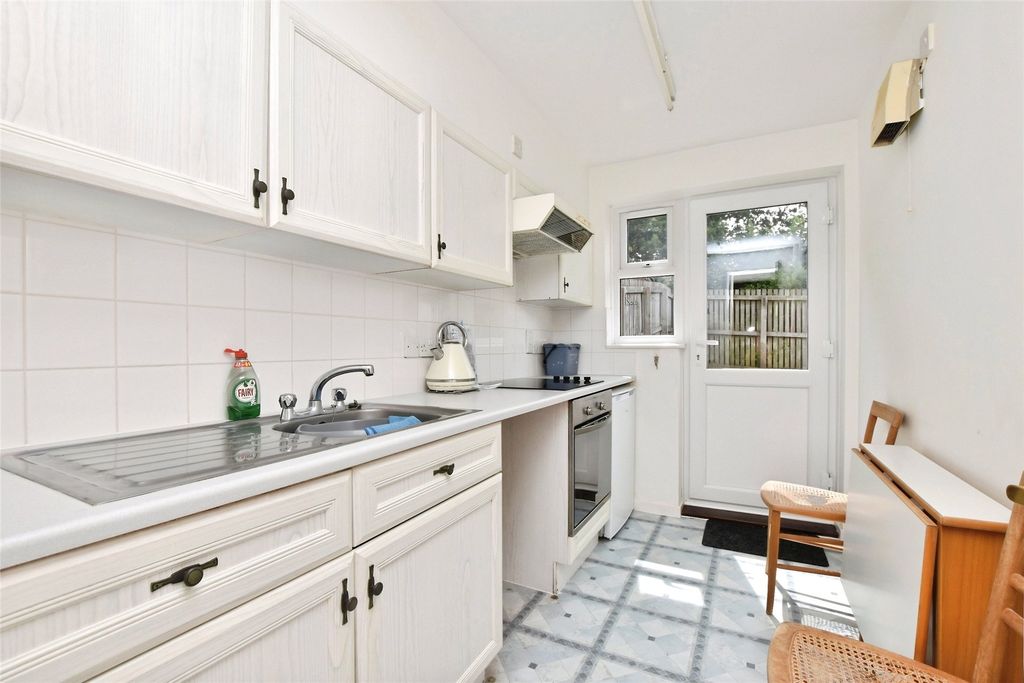 Property photo 2 of 11 Picture No. 09