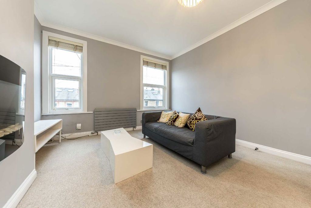 Property photo 2 of 5