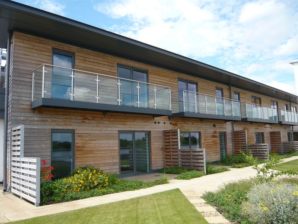 Property photo 1 of 9 Front