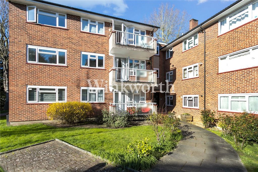 Property photo 2 of 10 Picture No. 22