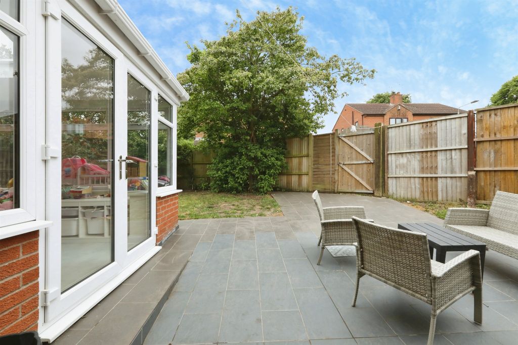 Property photo 3 of 13