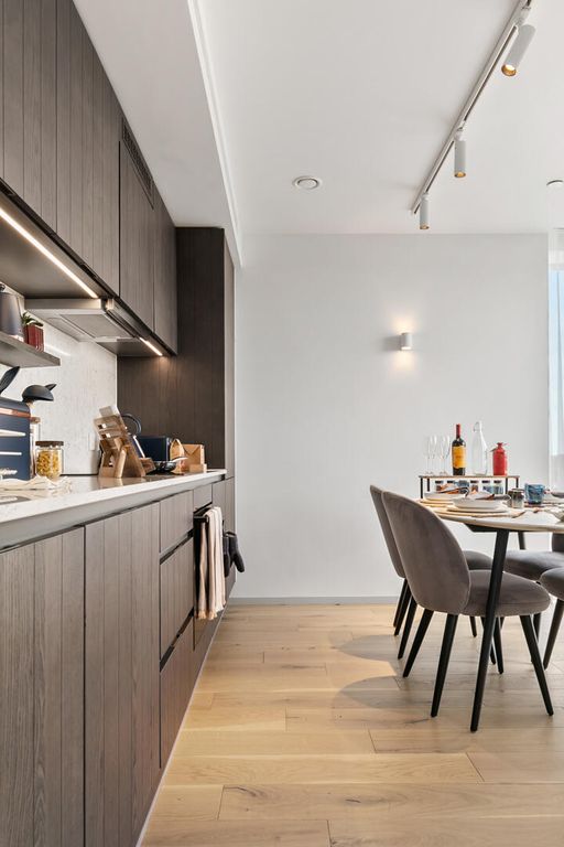 Property photo 3 of 22 Kitchen