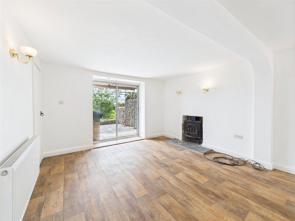 Property photo 3 of 24 Picture No. 04