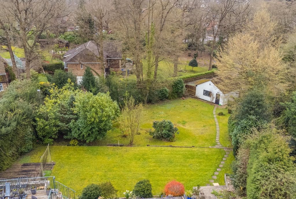 Property photo 2 of 28 Picture No. 03