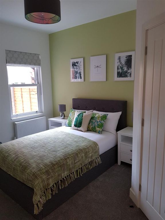 Property photo 3 of 23 Room Two &amp; Ensuite