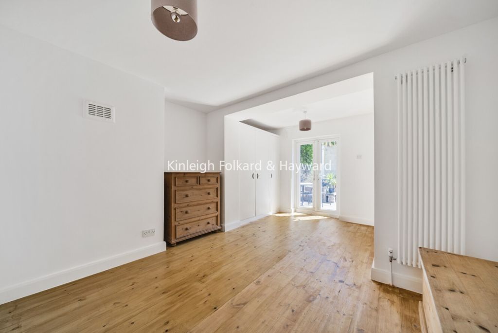 Property photo 3 of 9 c40974Ae-E6F9-4Fb6-8