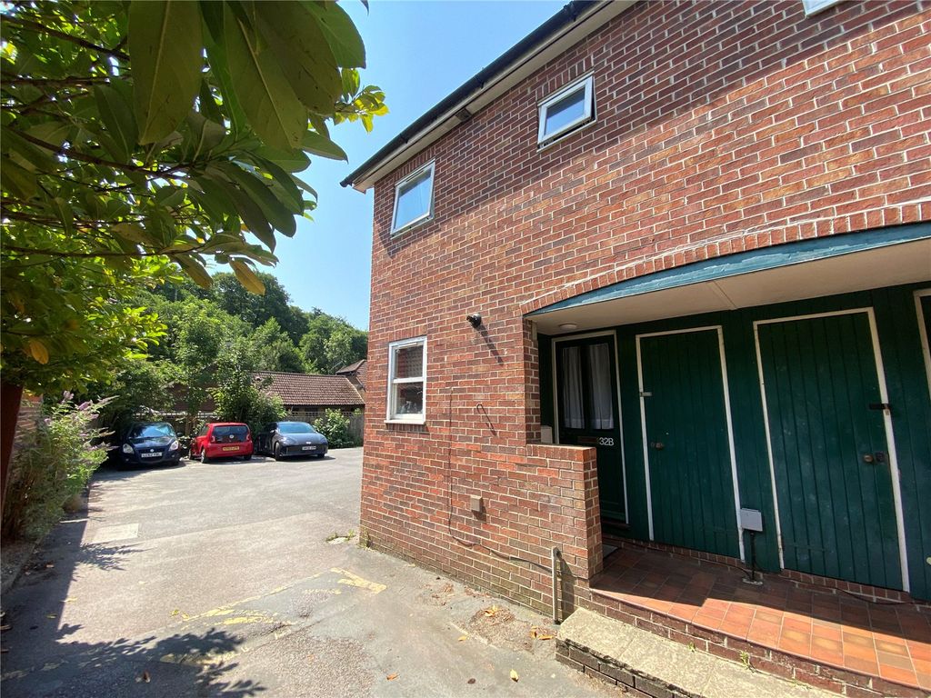 Property photo 1 of 7 Picture No. 05