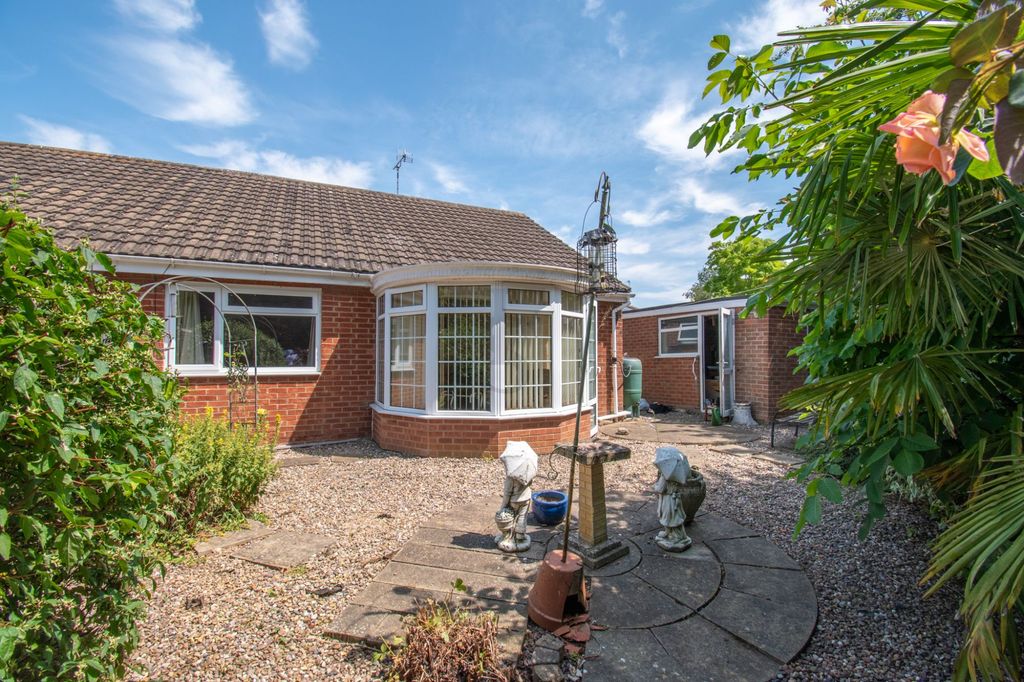 Property photo 2 of 13