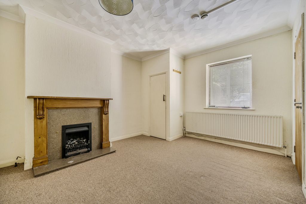 Property photo 2 of 27 1336641-13-68B603...