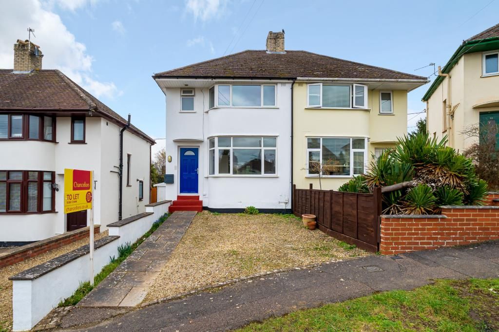 Property photo 1 of 10 Outside View