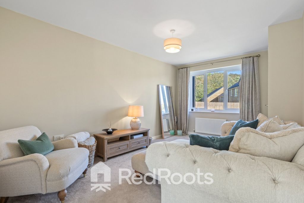 Property photo 3 of 23 4591283