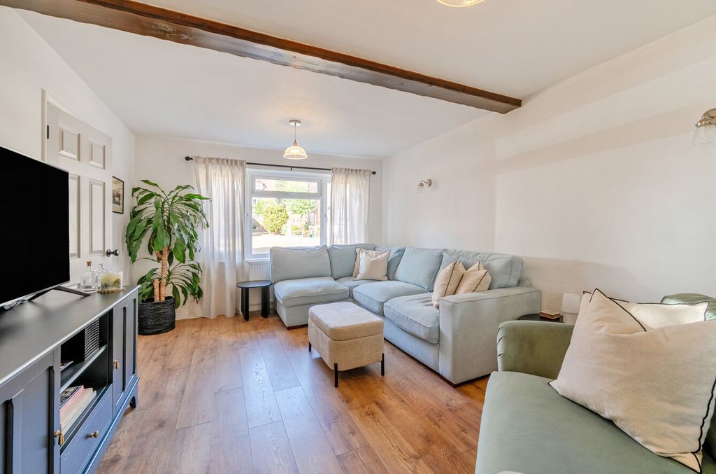 Property photo 2 of 15 1528174-30-1A0Fd3...
