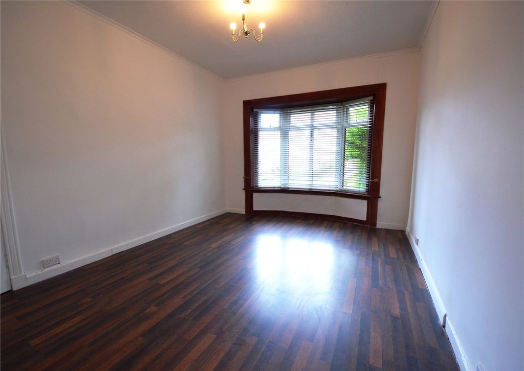 Property photo 2 of 10 Photo 2