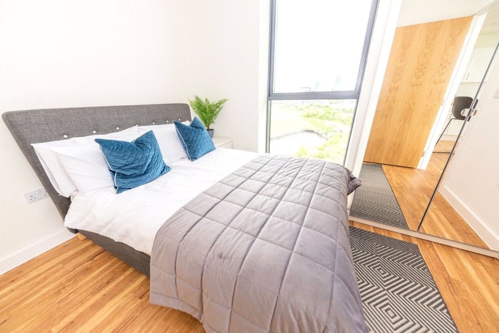 Property photo 3 of 6 Picture No. 41