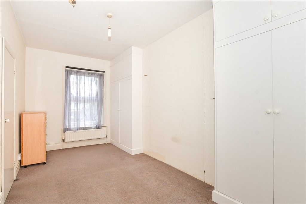 Property photo 1 of 8 Bedroom