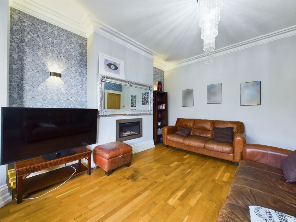 Property photo 3 of 26