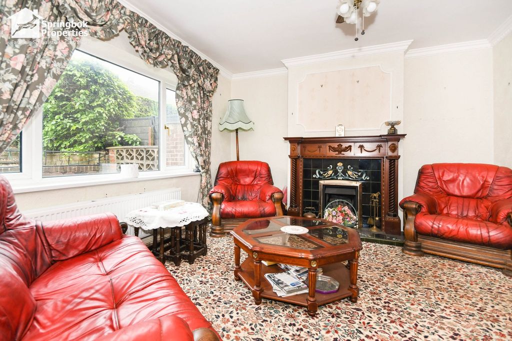 Property photo 2 of 12 Image 2