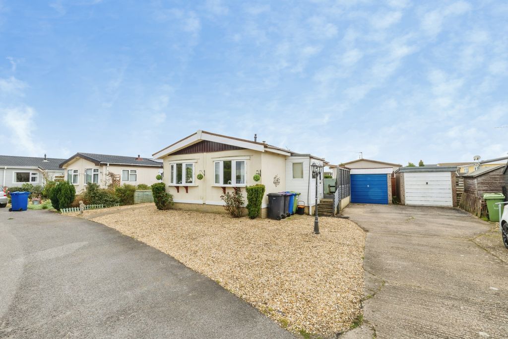 Property photo 1 of 15 Front