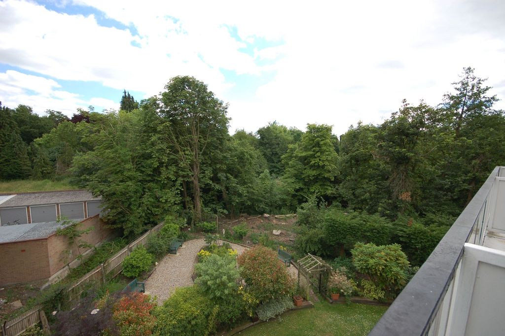 Property photo 2 of 9 View