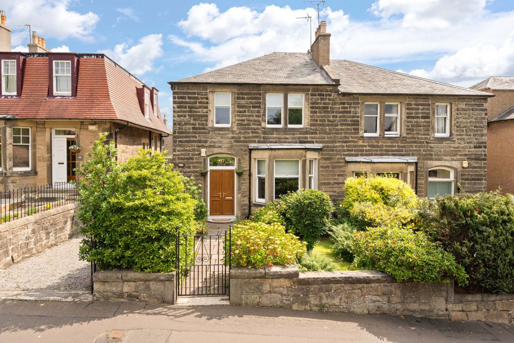 Property photo 1 of 44