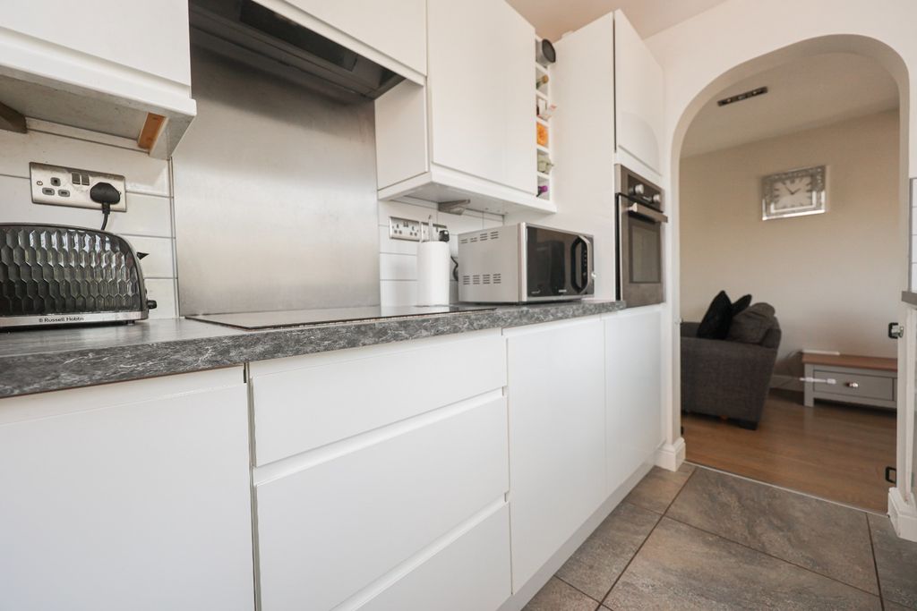 Property photo 3 of 17 5311943