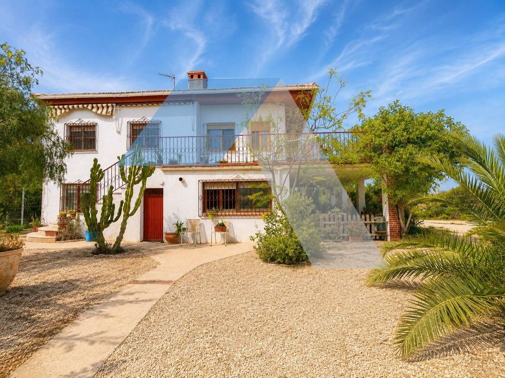 Property photo 2 of 48