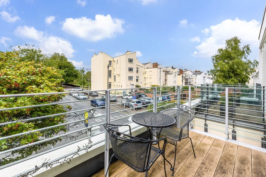 Property photo 2 of 18 Balcony