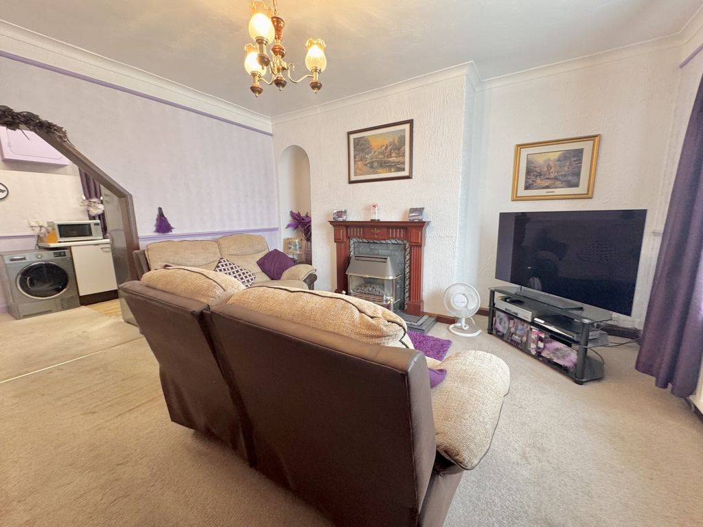 Property photo 2 of 19 Img_0314