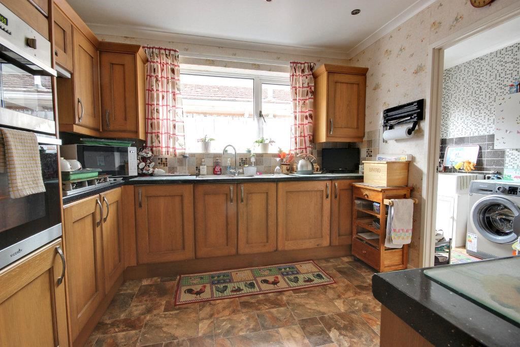 Property photo 2 of 23