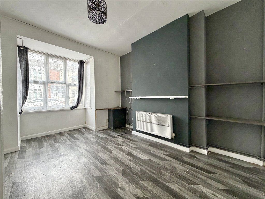 Property photo 2 of 10 Picture No. 05