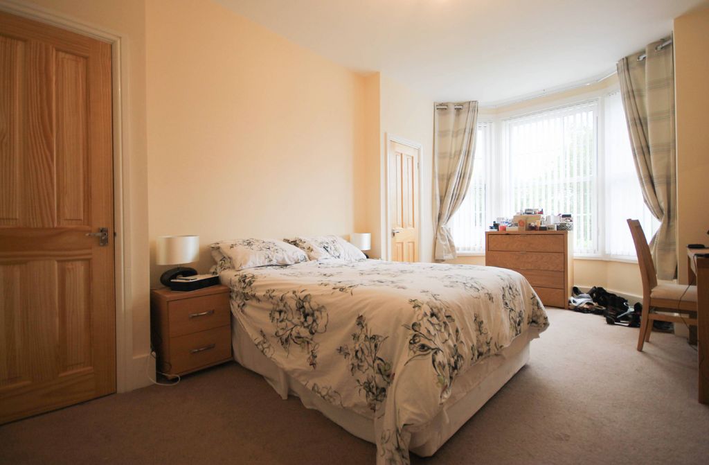 Property photo 2 of 9 Photo