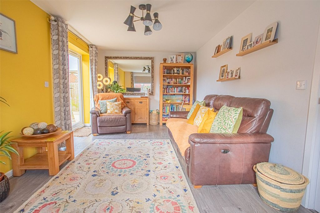 Property photo 2 of 22 Picture No. 07