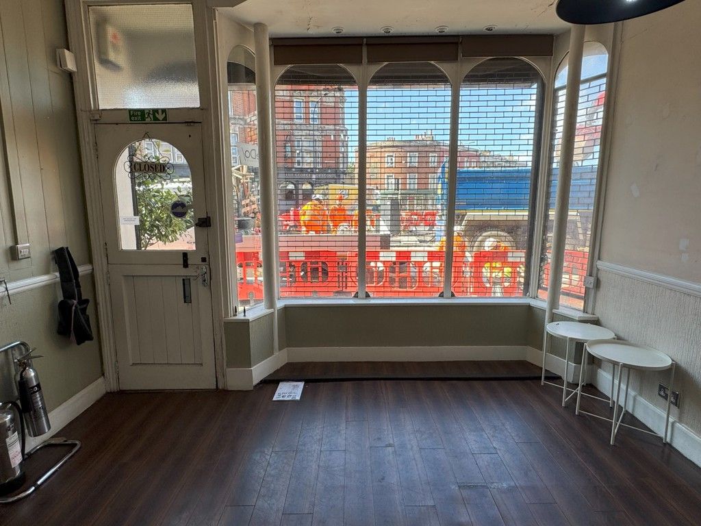 Property photo 3 of 10 Photo 2