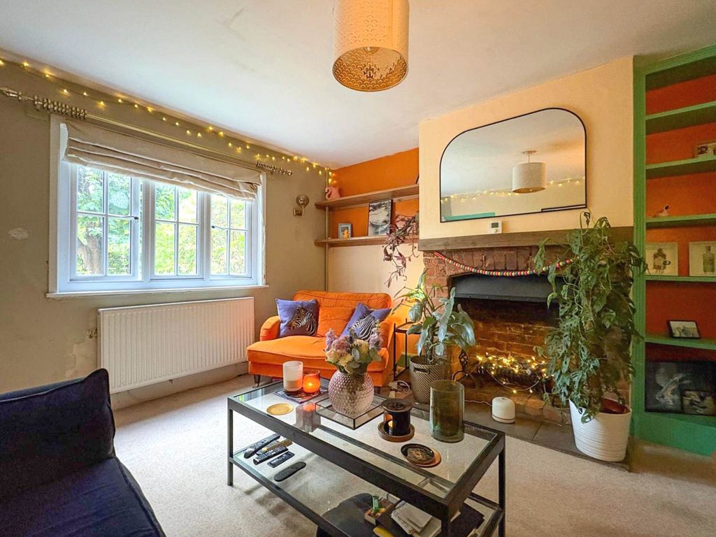 Property photo 2 of 14