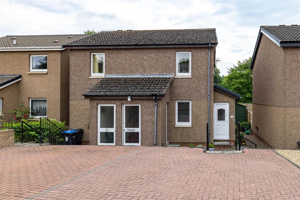 Property photo 1 of 15 16 Quarrydene Melrose 001.Jpg