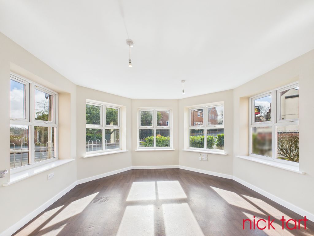 Property photo 2 of 8 Photo 1