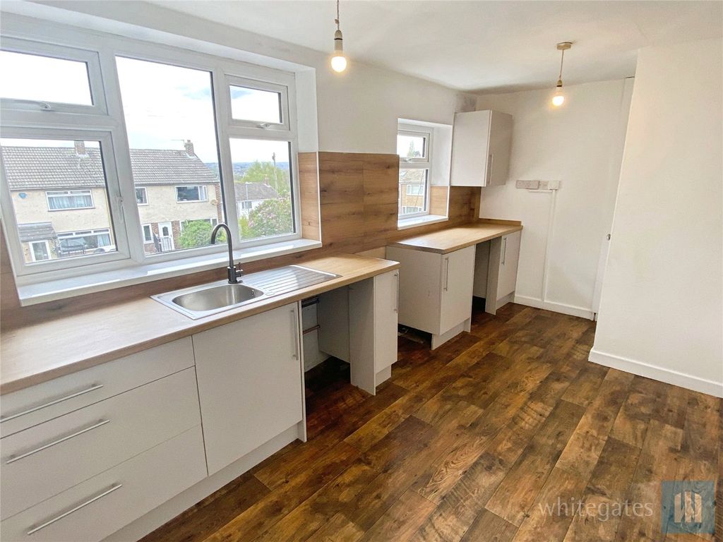 Property photo 3 of 8 Picture No. 09