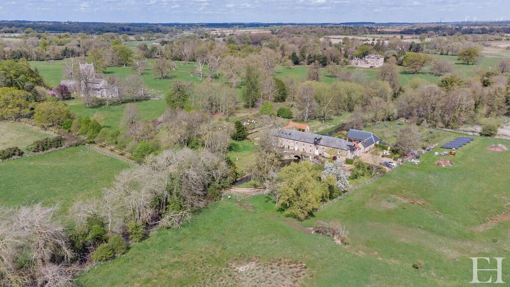 Property photo 2 of 55 4405282