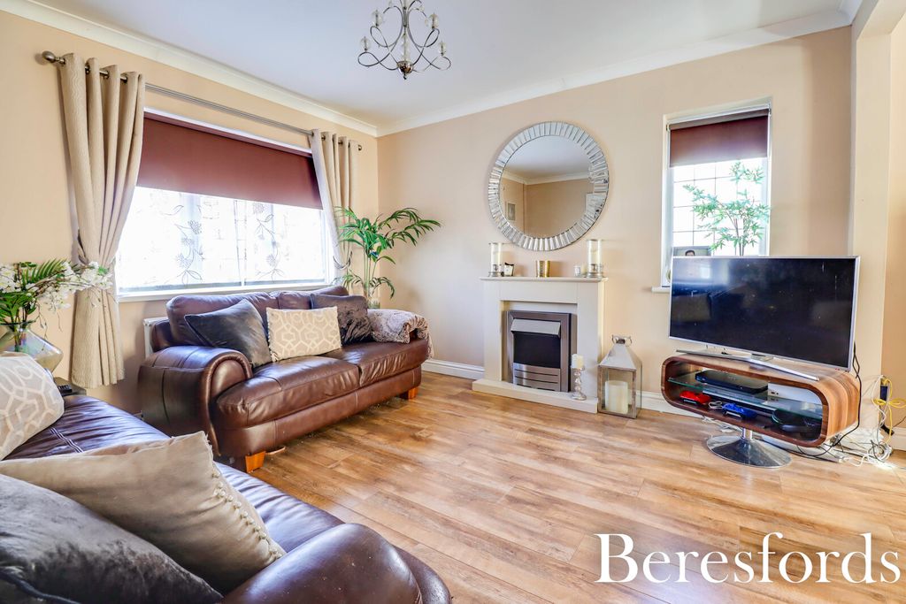 Property photo 2 of 19 Picture No. 06