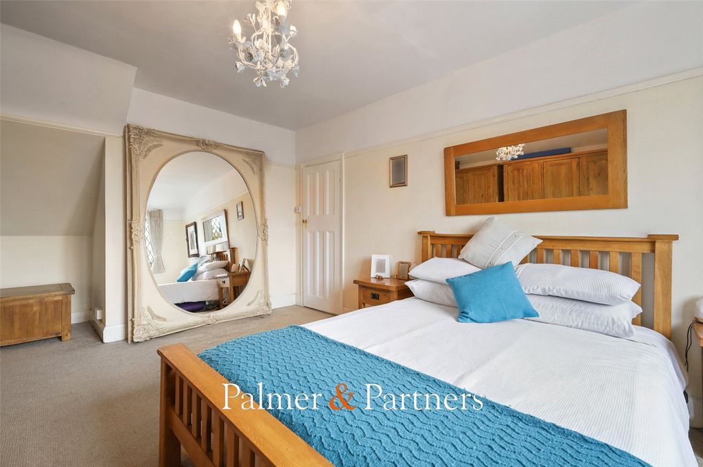 Property photo 3 of 37 Picture No. 09