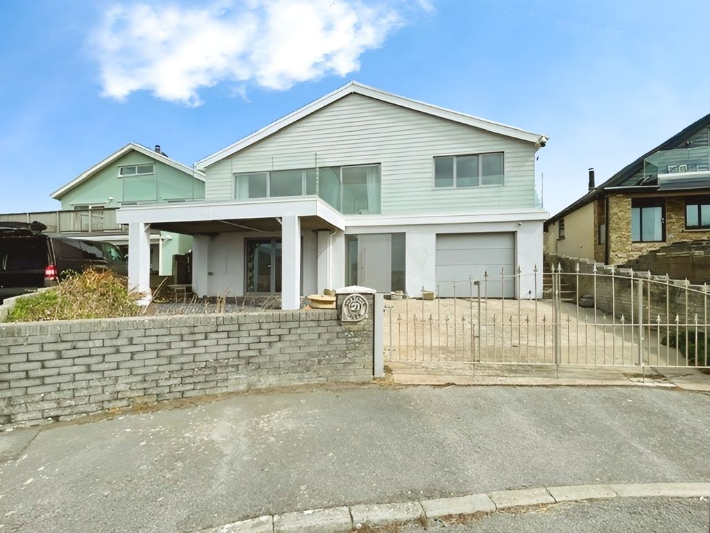 Property photo 1 of 25