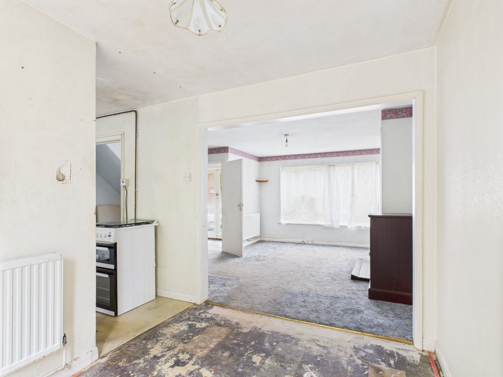 Property photo 2 of 16 Dining Room