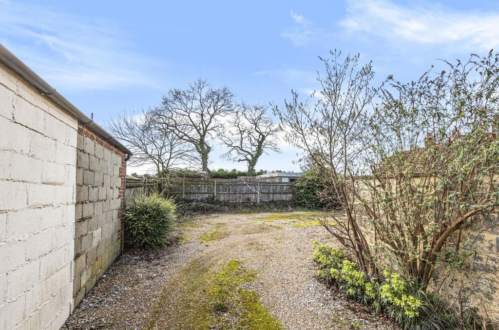 Additional image 8 of 1 bed flat for saleStation Road, Liss GU33