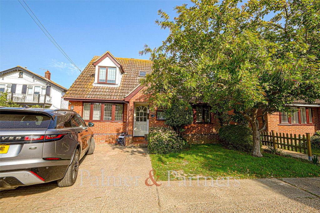 Property photo 1 of 6 External