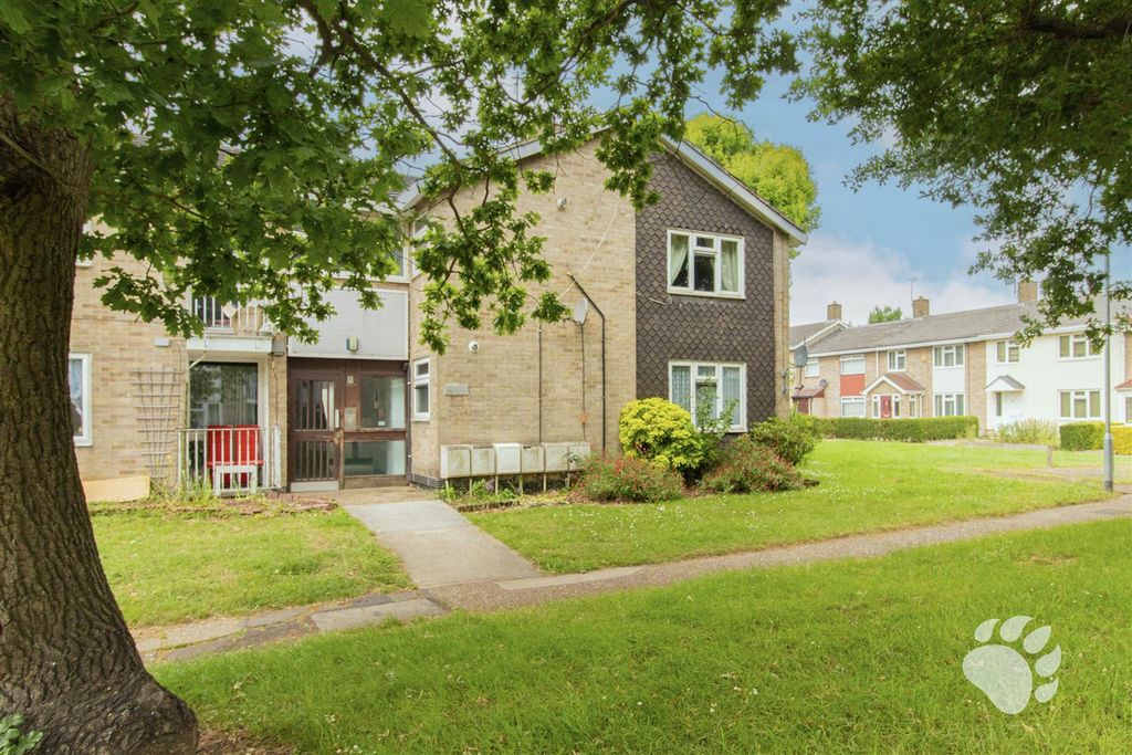 Property photo 1 of 12 Front