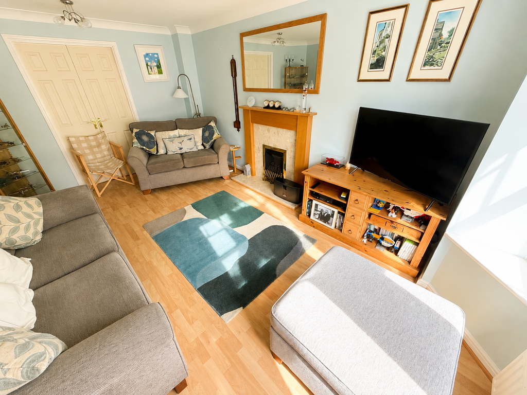 Property photo 3 of 19